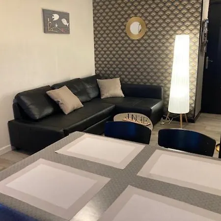 Les Pieds Dans L Eau * Le Treport